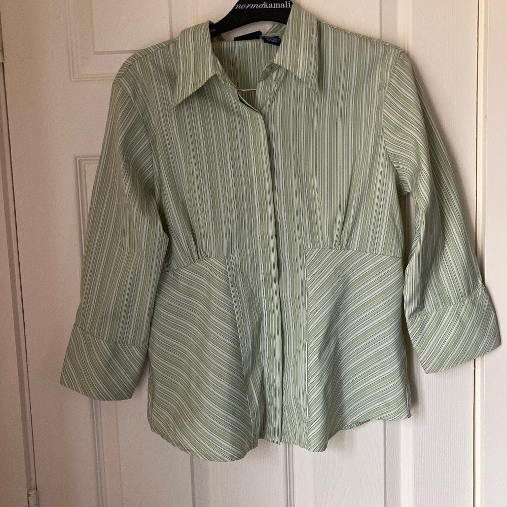 DCC Missy Blouse - Stretch size Small- Green/White / DCC Missy